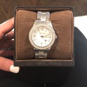 MK watch